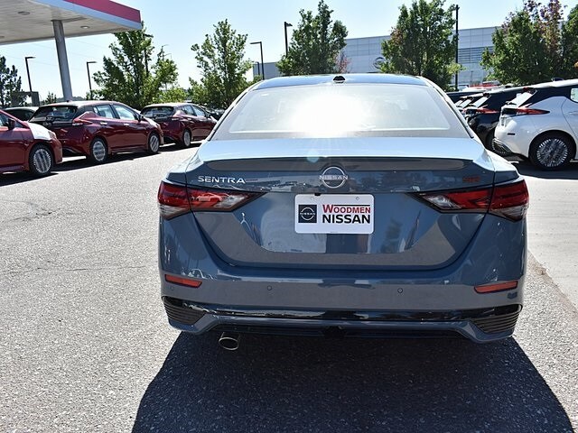 2025 Nissan Sentra SR photo 4