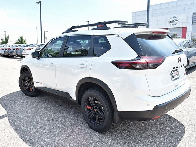 2026 Nissan Rogue SV photo 3