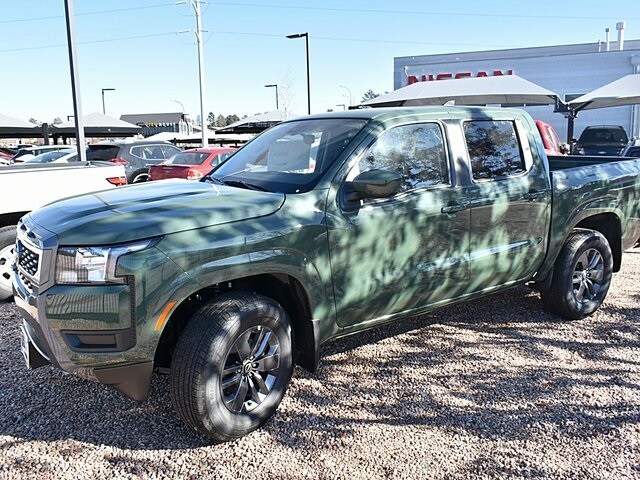 2025 Nissan Frontier SV photo 2