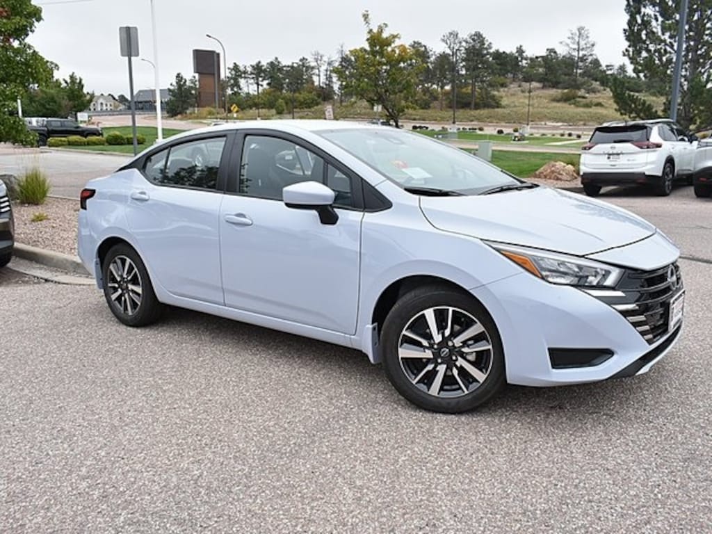 New 2025 Nissan Versa 1.6 SV Sedan