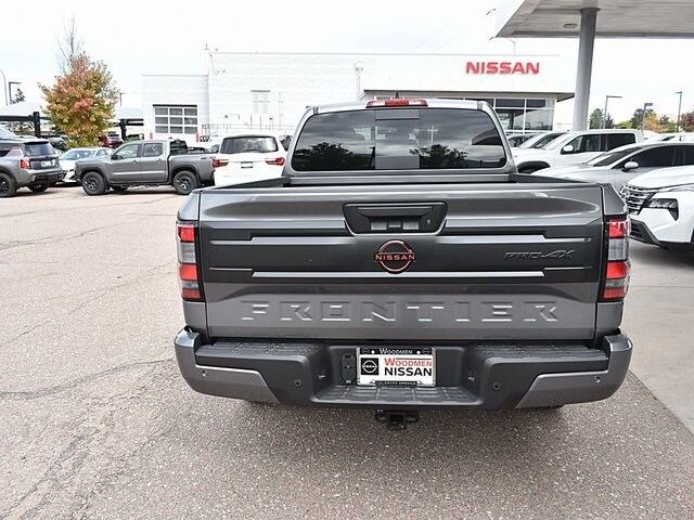 2026 Nissan Frontier PRO-4X photo 4
