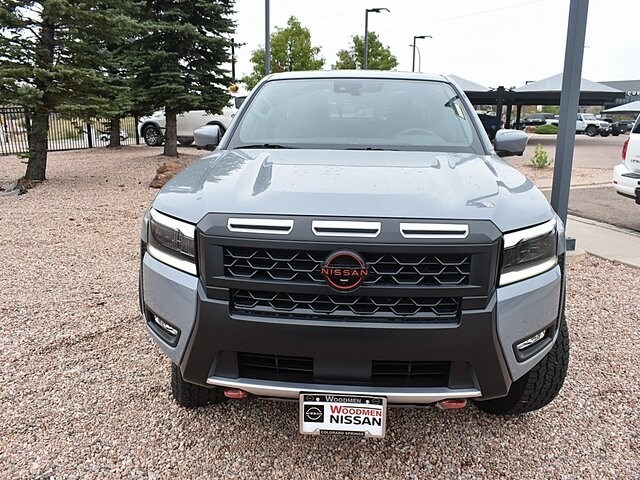 2026 Nissan Frontier PRO-4X photo 2