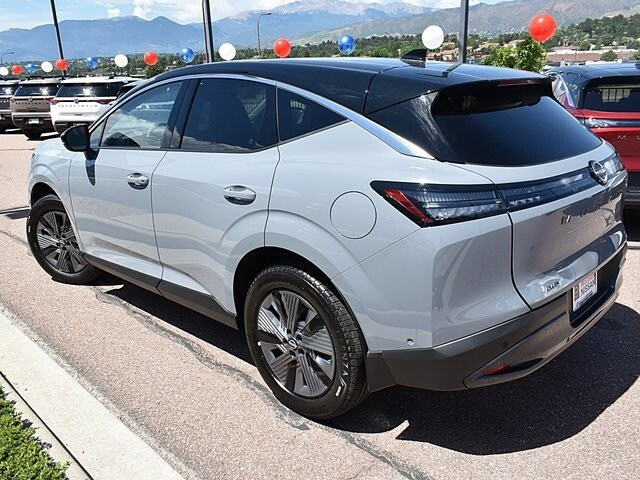 2025 Nissan Murano SL photo 3