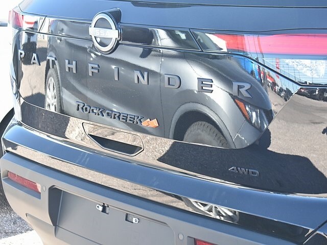 2025 Nissan Pathfinder Rock Creek photo 3