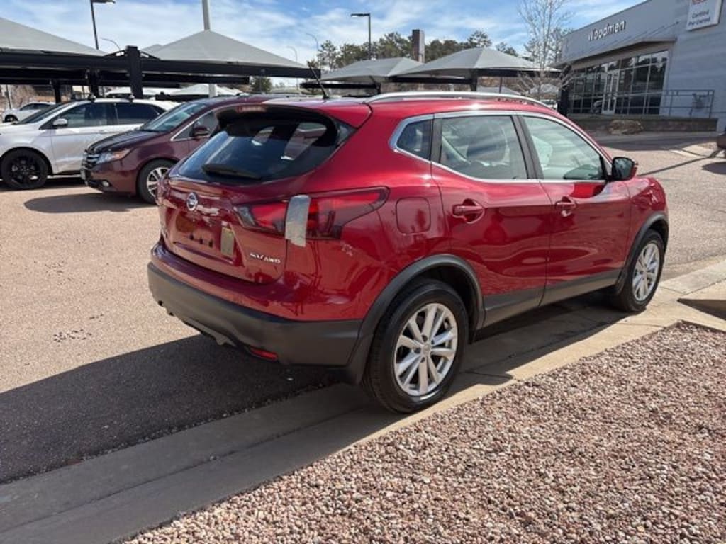 Used 2017 Nissan Rogue Sport SV SUV
