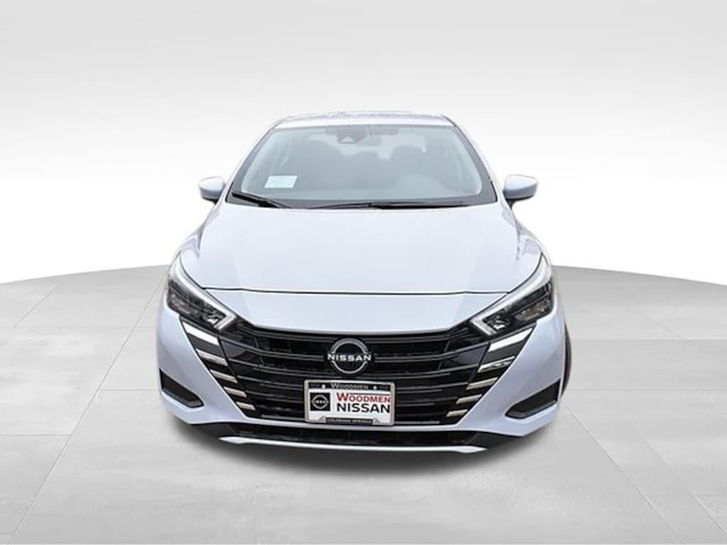 New 2025 Nissan Versa 1.6 SV Sedan