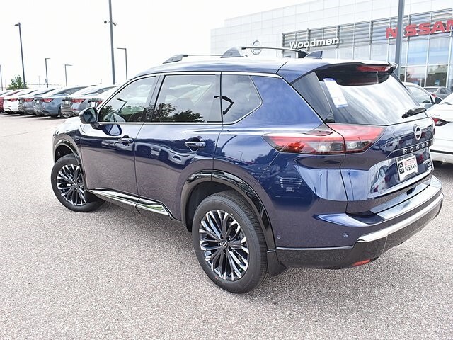 2026 Nissan Rogue Platinum photo 4