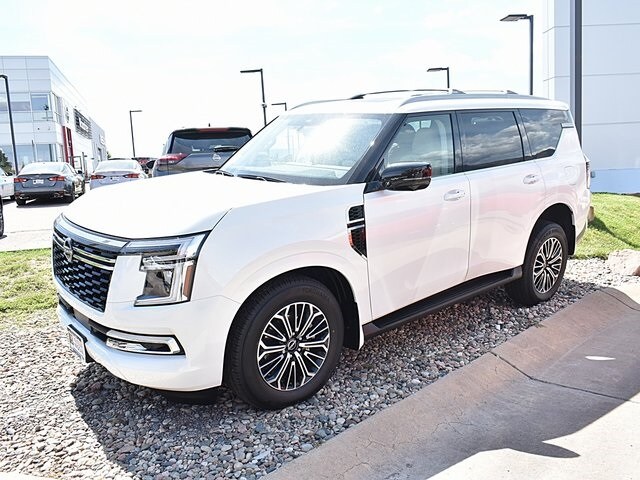 2026 Nissan Armada Platinum photo 2