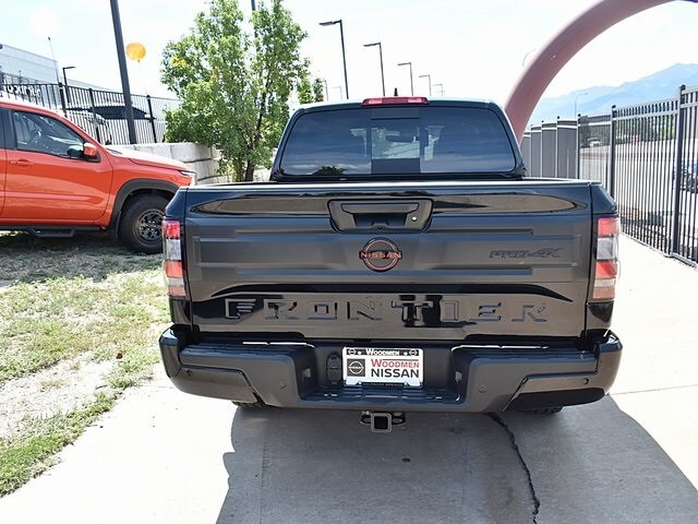 2025 Nissan Frontier PRO-4X photo 4