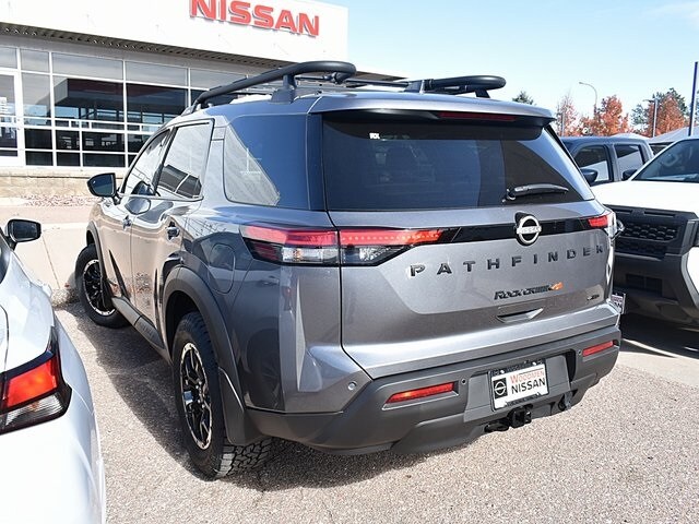 2025 Nissan Pathfinder Rock Creek photo 2