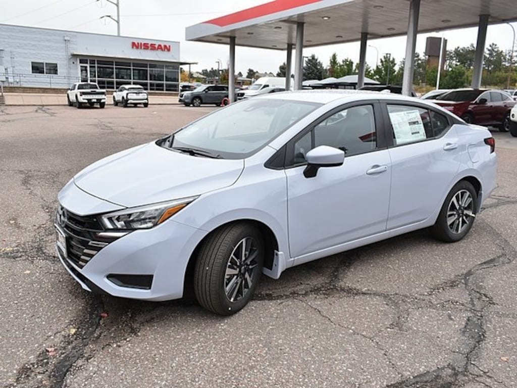 New 2025 Nissan Versa 1.6 SV Sedan