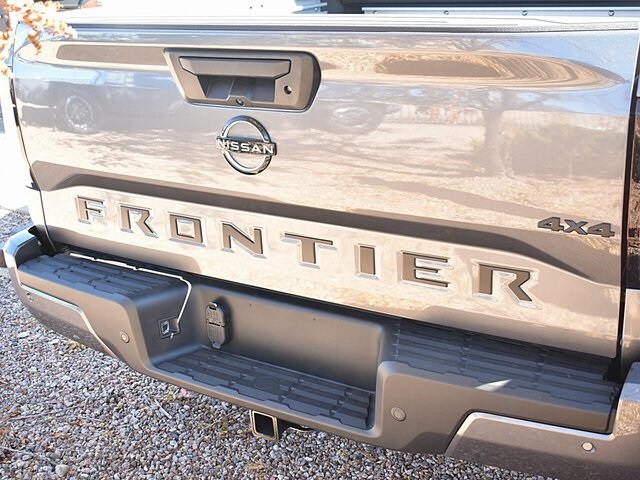 2026 Nissan Frontier SV photo 4