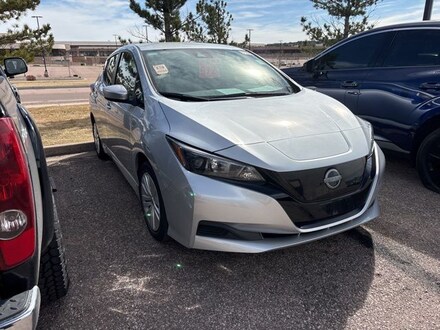 2024 Nissan LEAF S Hatchback