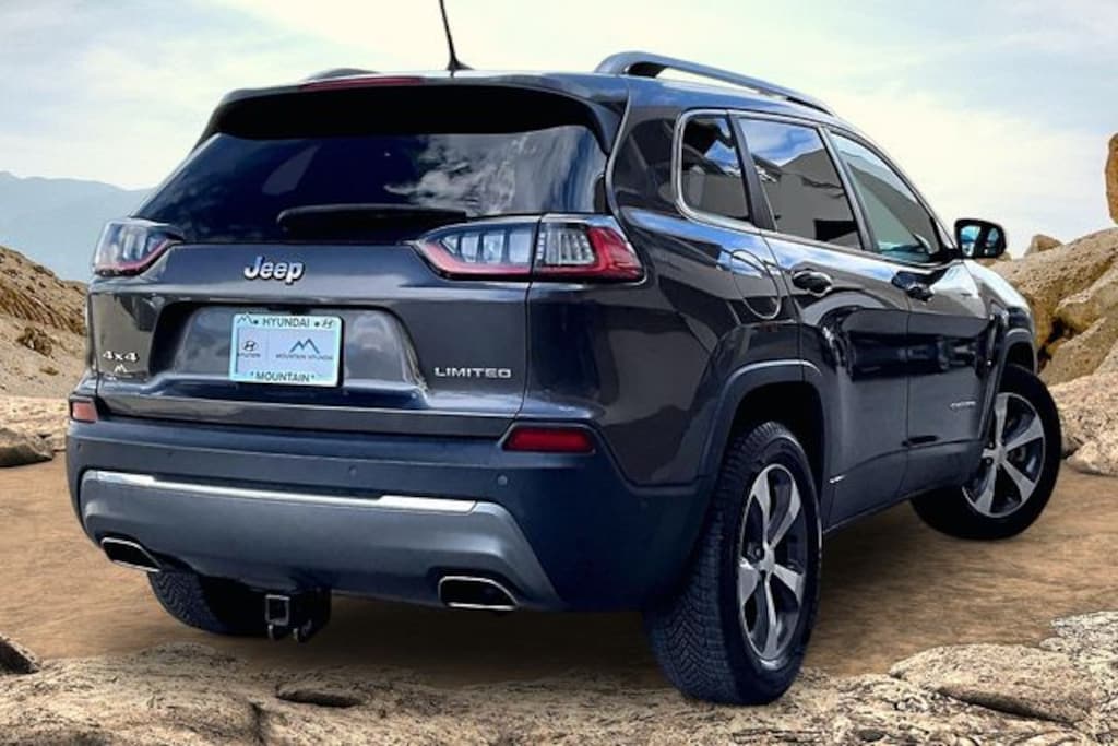 Used 2019 Jeep Cherokee Limited SUV