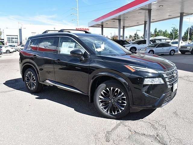 2026 Nissan Rogue Platinum's photo