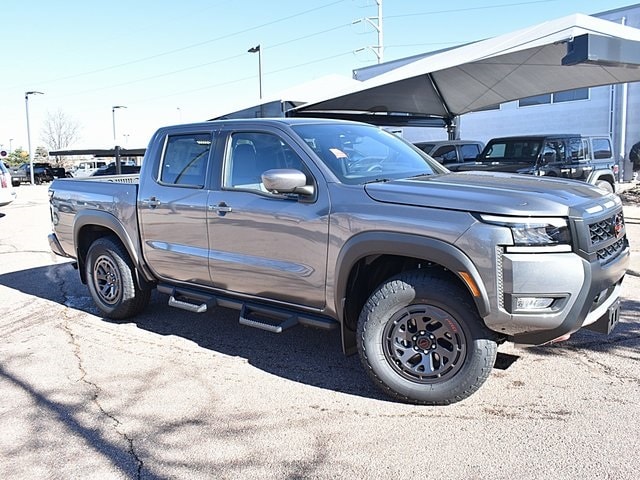 2026 Nissan Frontier PRO-4X's photo