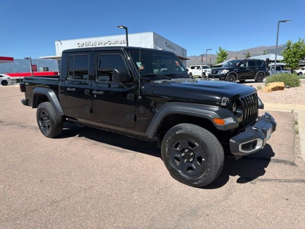 Used 2023 Jeep Gladiator Sport Truck Crew Cab