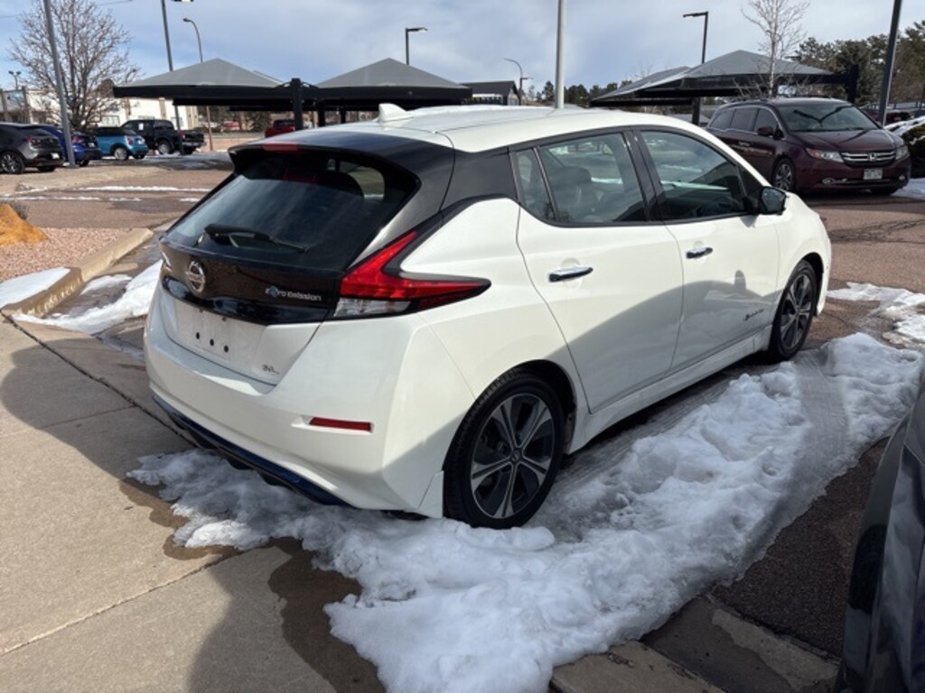 Used 2018 Nissan LEAF SL Hatchback