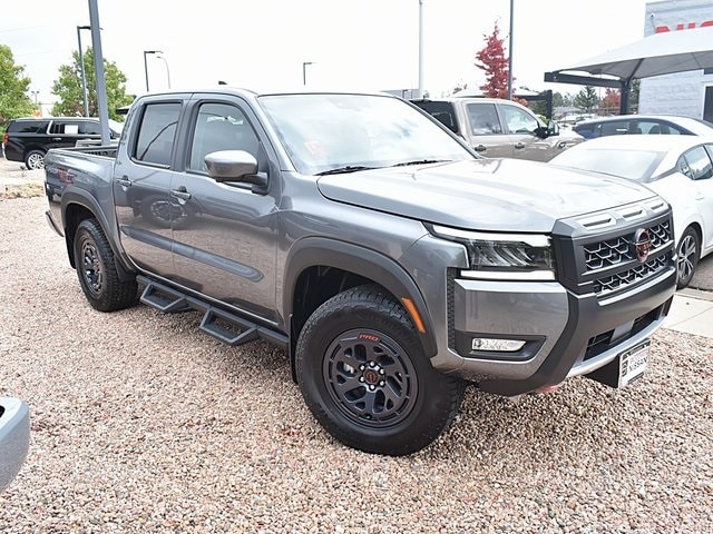 2026 Nissan Frontier PRO-4X's photo