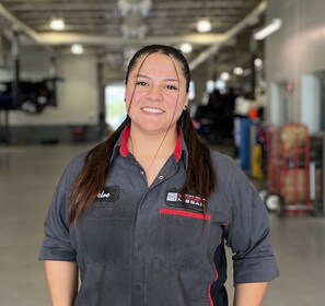 Staff member CHLOE MIMMS from ID_32477b1f1d8c