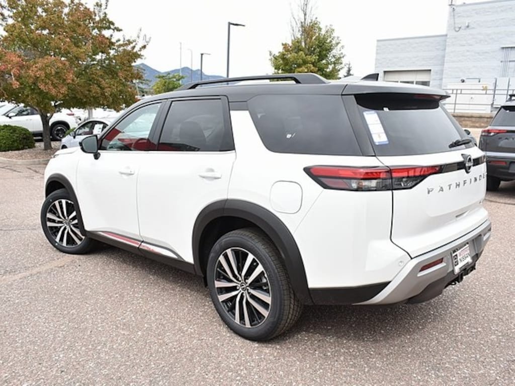 New 2025 Nissan Pathfinder Platinum SUV