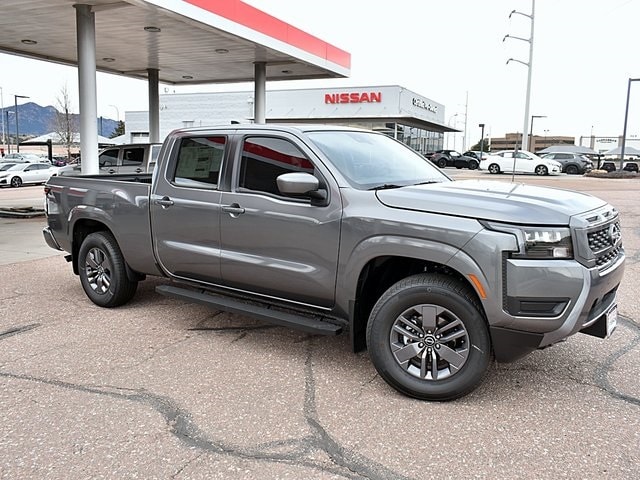 2026 Nissan Frontier SV's photo