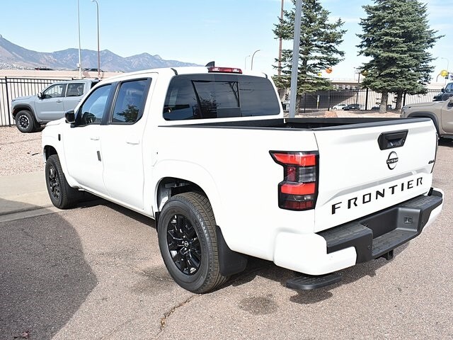 2026 Nissan Frontier SV photo 3