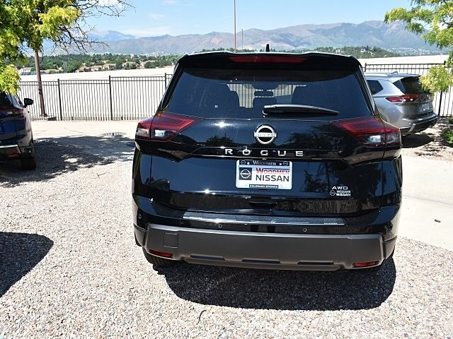 2025 Nissan Rogue SV photo 4