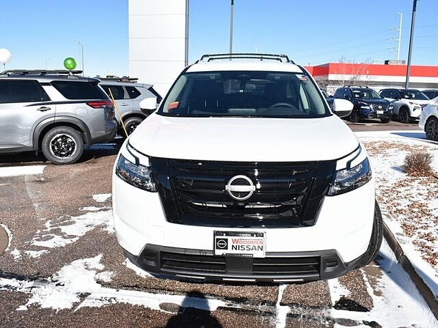 2026 Nissan Leaf S photo 2