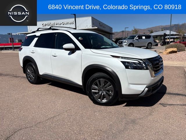 2025 Nissan Pathfinder SV 2WD's photo