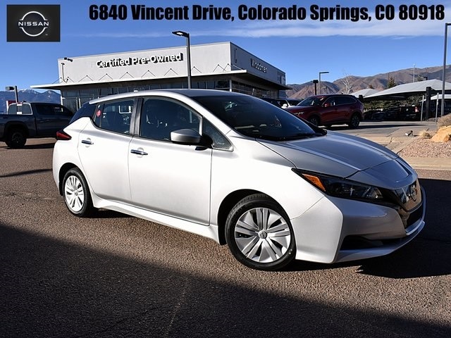 2024 Nissan LEAF S's photo