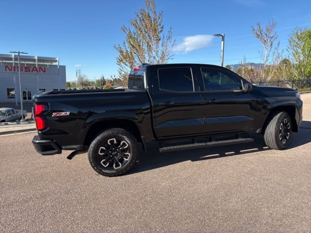 Used 2024 Chevrolet Colorado Z71 Truck Crew Cab