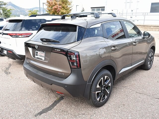 2026 Nissan Kicks SV photo 2