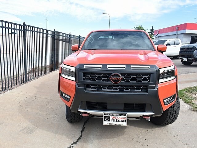 2025 Nissan Frontier PRO-4X photo 2