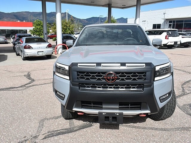 2025 Nissan Frontier PRO-4X photo 2