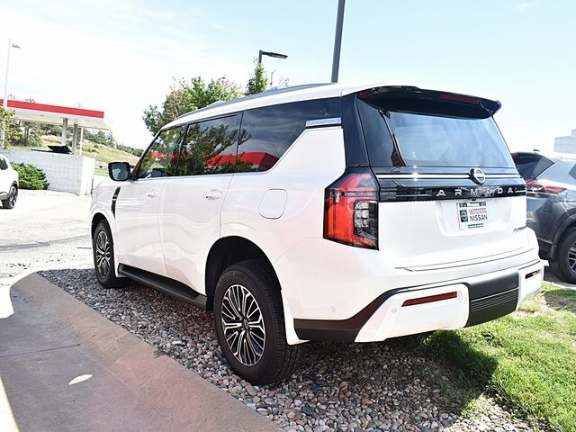 2026 Nissan Armada Platinum photo 3