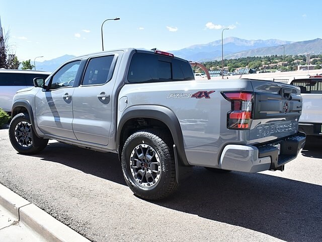 2025 Nissan Frontier PRO-4X photo 4