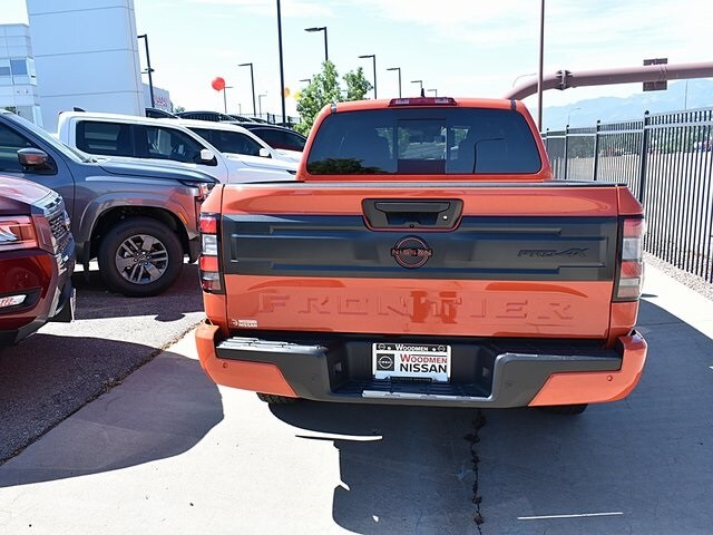 2025 Nissan Frontier PRO-4X photo 4