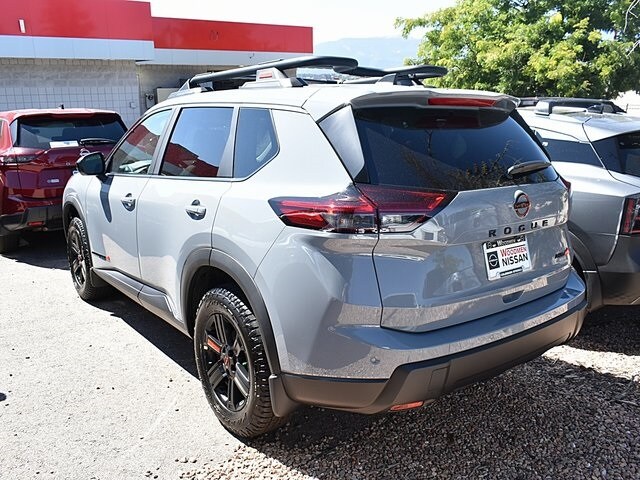 2026 Nissan Rogue SV photo 2