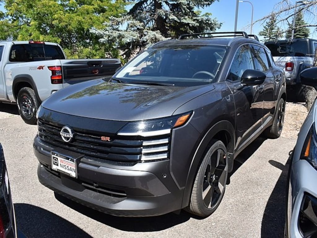 New 2026 Nissan Kicks SR SUV