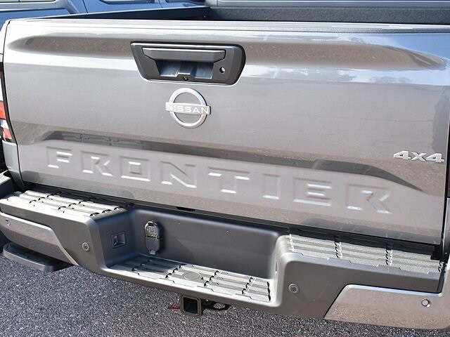 2026 Nissan Frontier SV photo 3