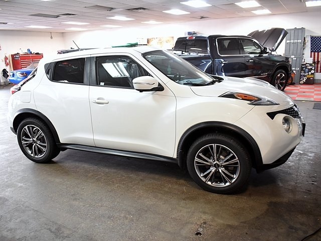 2015 Nissan JUKE SL's photo