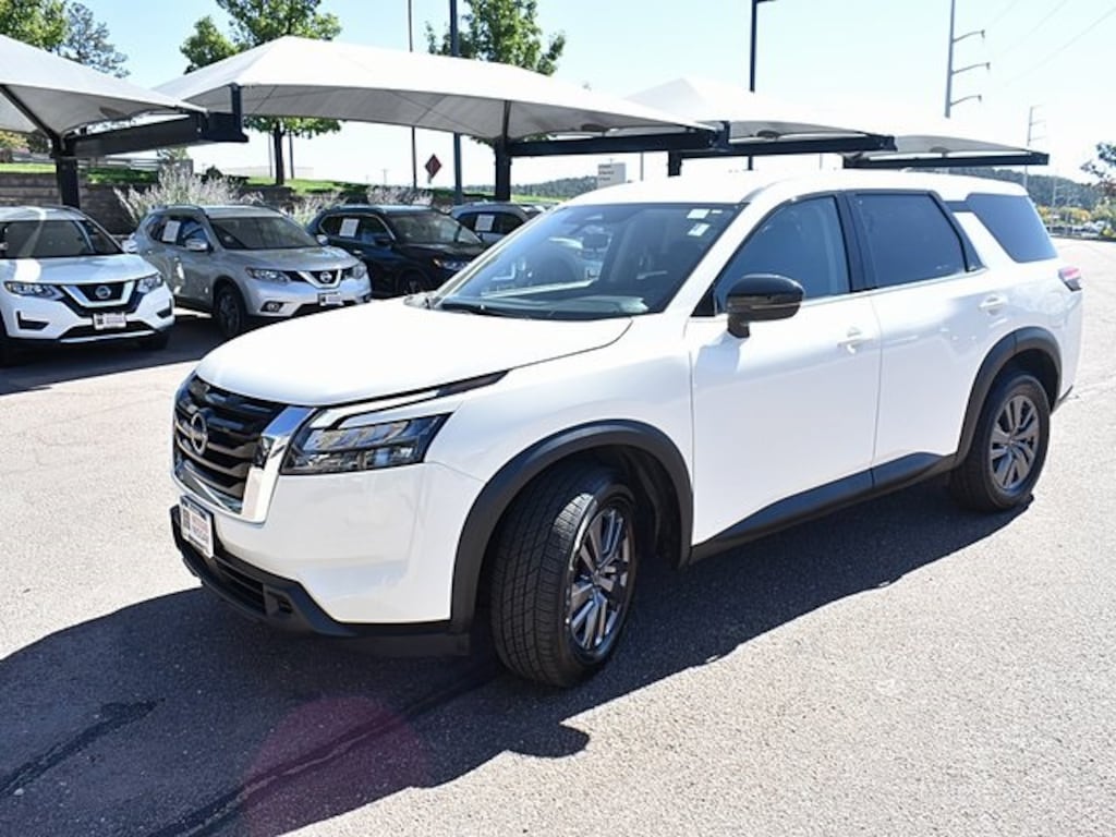 Used 2023 Nissan Pathfinder S SUV