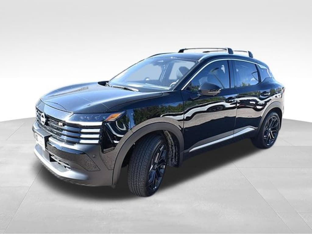 New 2026 Nissan Kicks SR SUV