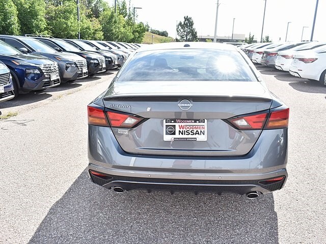 2025 Nissan Altima SV photo 3