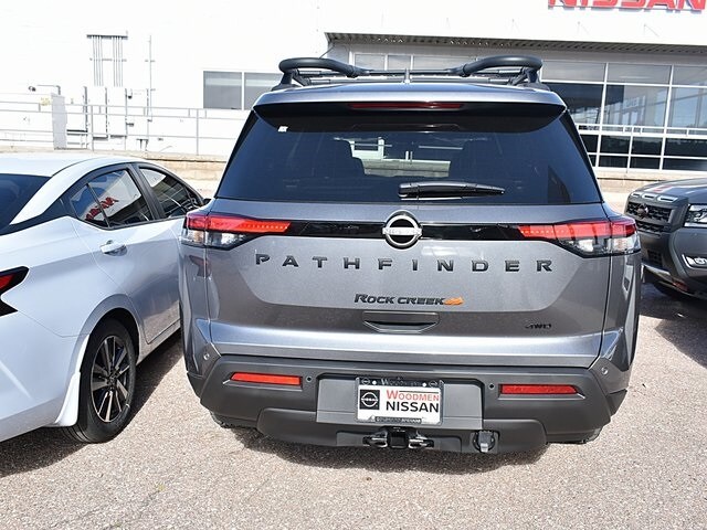 2025 Nissan Pathfinder Rock Creek photo 3
