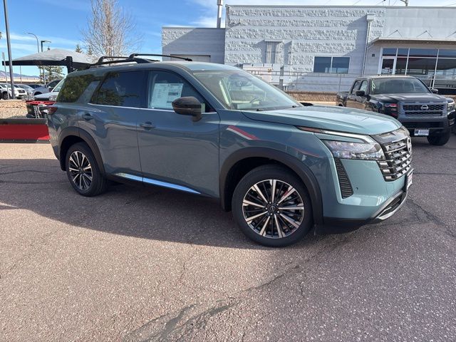 2026 Nissan Pathfinder Platinum 4WD's photo