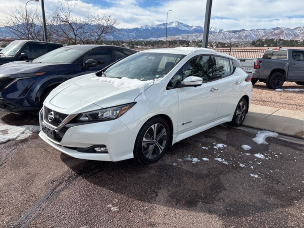 Used 2018 Nissan LEAF SL Hatchback