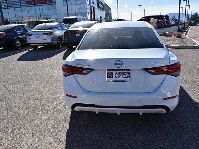 2025 Nissan Sentra S photo 4