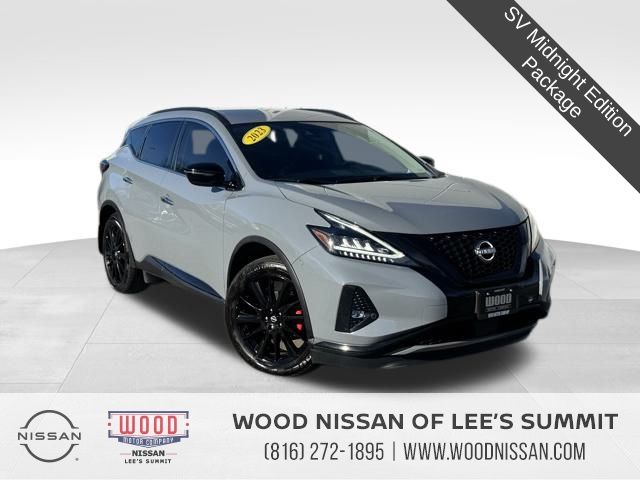 2023 Nissan Murano SV's photo